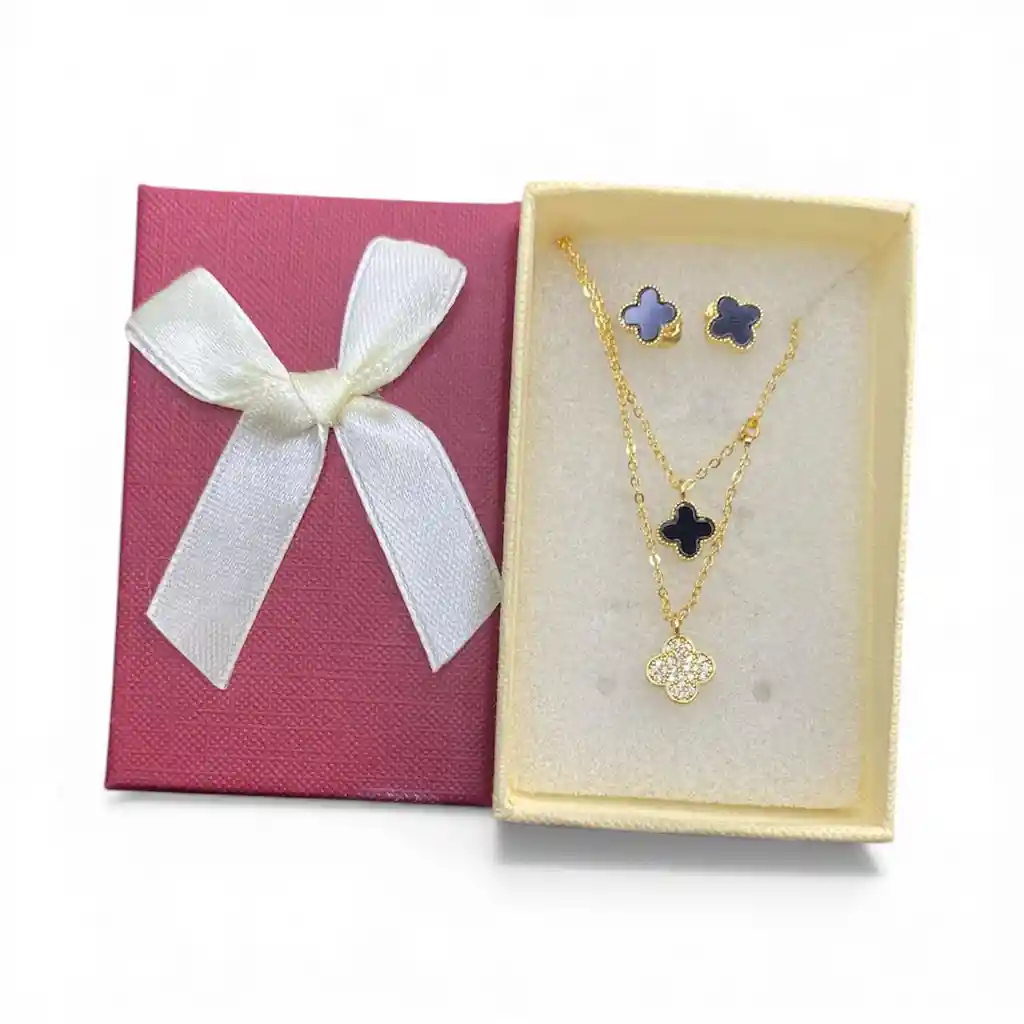 Collar Cadena Con Aretes De Treboles Color Negro Con Dorado Material Rodio