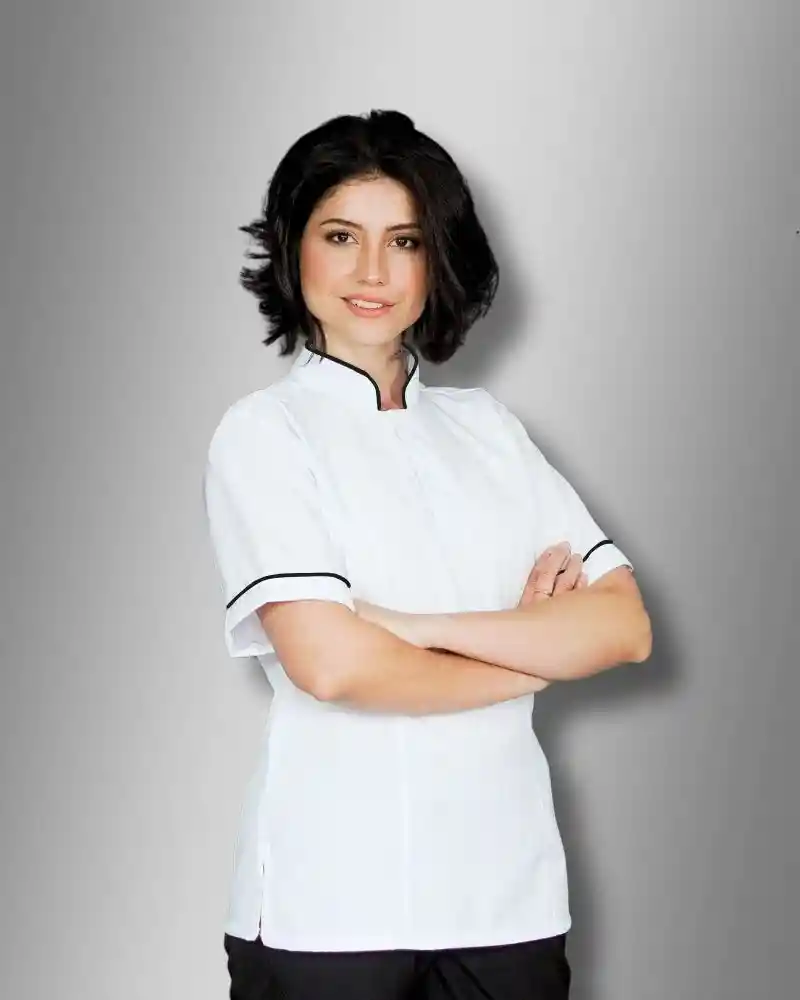 Camisa Antifluida Dama Blanca. Talla: L