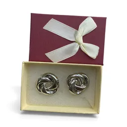 Aretes Tipo Topo Diseño De Nudo Plateado