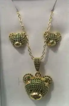 Conjunto Collar Y Aretes De Oso