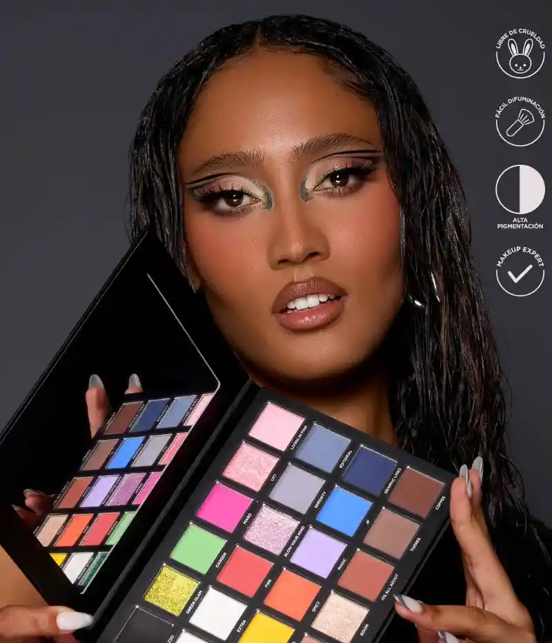 Paleta De Sombras Atenea X Ferrazo: Discover Your Editorial Side