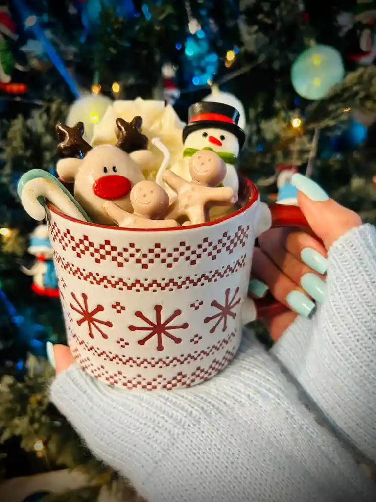 Christmas Friends Mug 600gramos Cera