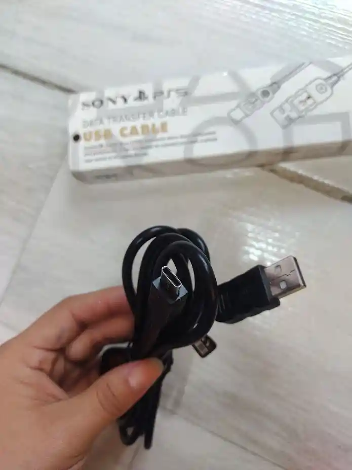 Cable De Datos Cargador 1.8 M Sony Tipo C Cable Negro Grueso Sirve Tambien Para Ps5
