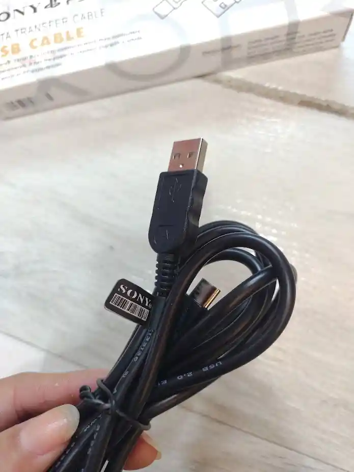 Cable De Datos Cargador 1.8 M Sony Tipo C Cable Negro Grueso Sirve Tambien Para Ps5