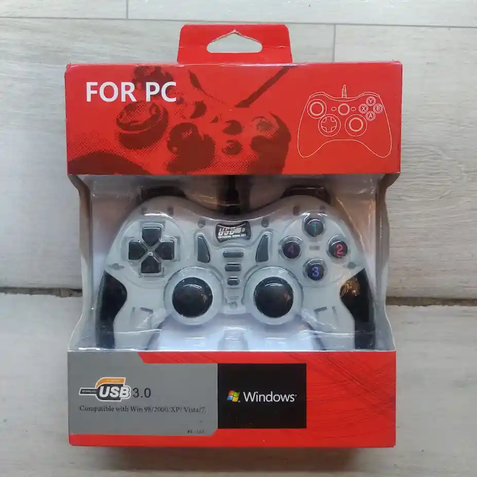 Control Mando Para Computador Pc Color Gris Con Negro Entrada Usb Windows