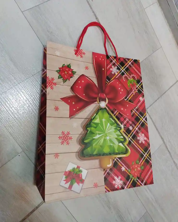 Bolsa De Regalo Navidad Arbol Verde Mate Mediana 32 Cm X 25 Cm
