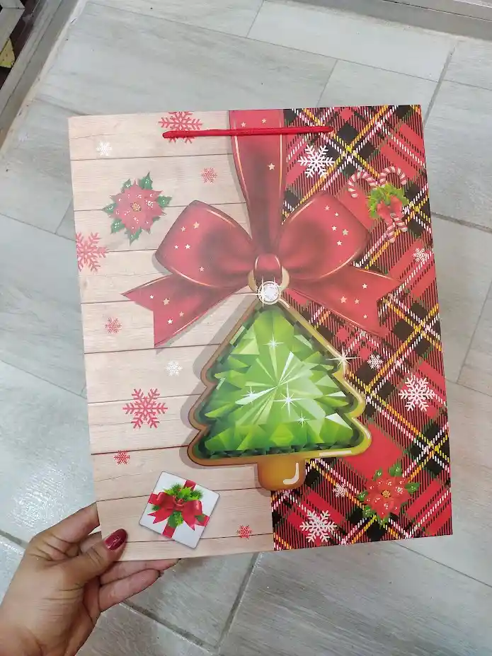 Bolsa De Regalo Navidad Arbol Verde Mate Mediana 32 Cm X 25 Cm