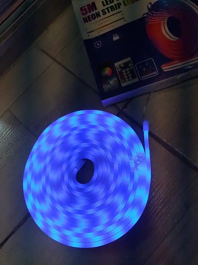 Tira De Luz Led Neon Flex 5 Metros Rgb Gruesa Alta Calidad Compatible Con Celular