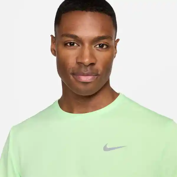 Nike Camiseta M Df Uv Miler Ss Para Hombre Verde Talla S