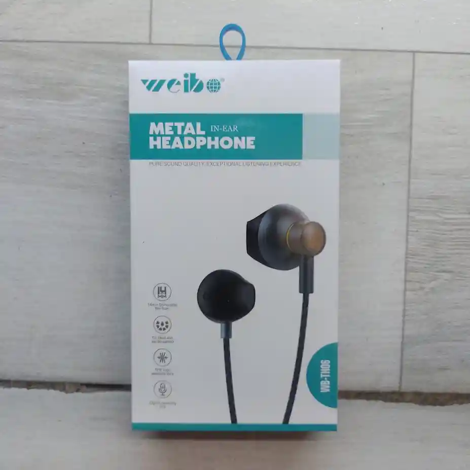 Audifonos Con Cable Entrada Tipo C Samsung Tuned By Akg Color Negro