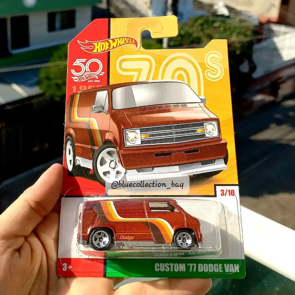 Dodge Van #3/10 2018 Hot Wheels Custom '77 Target Exclusivo Throwback Serie 2