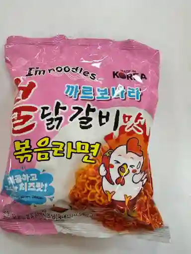 Ramen Carbonara Hotdak Stir-fried Noodle 140 G