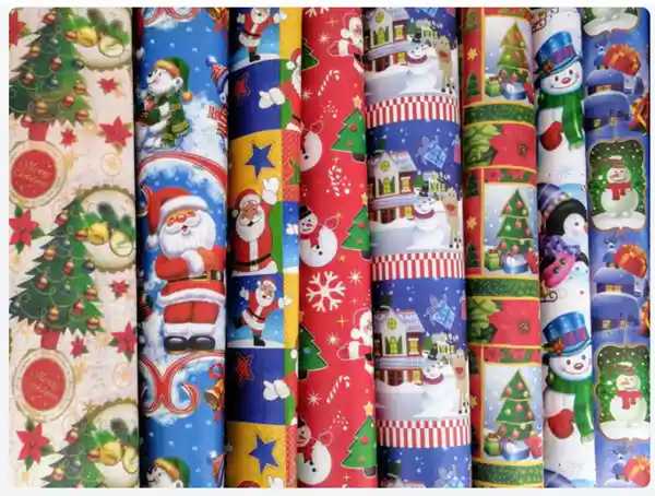 Paquete De 12 Pliegos De Papel Navideño