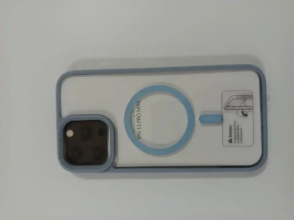 Forro Iphone 13 Pro Max Azul Cielo