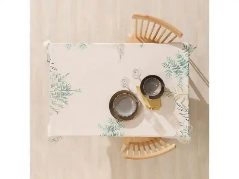 Mantel Con Estampado Floral 150 X 210 Cm