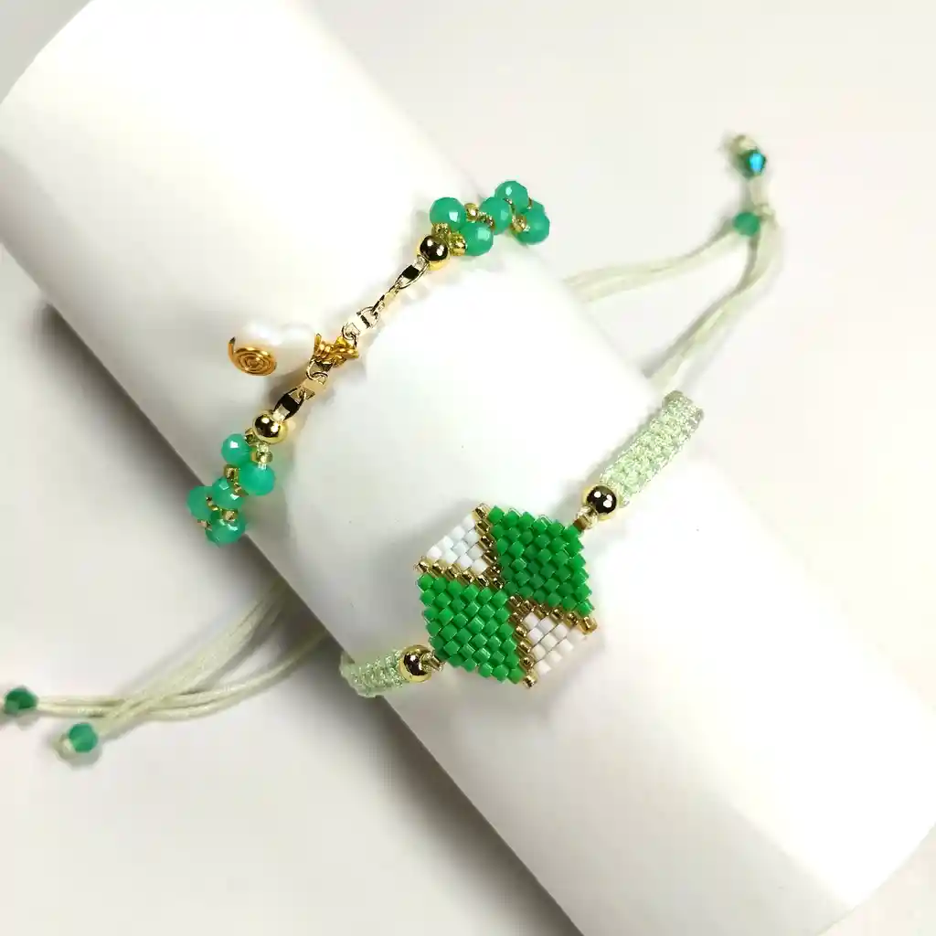 Pulsera Verde Pastel Elegante