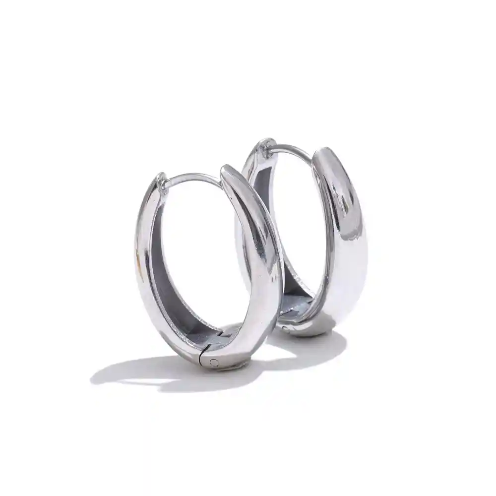 More Aretes U Silver