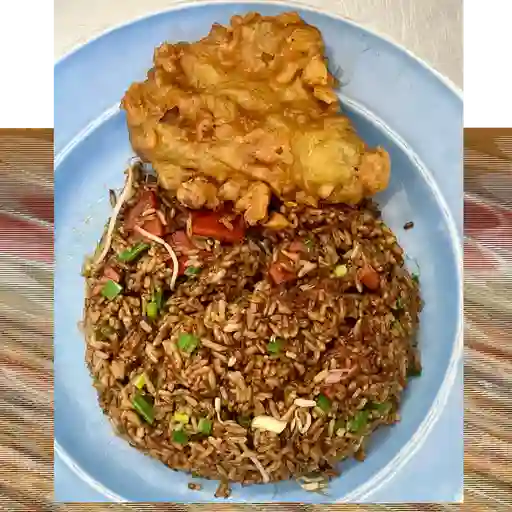 Arroz + pollo frito + bebida 280ml