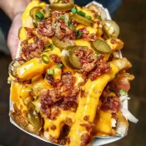 Papas con Jalapeño, Cheddar y Bacon