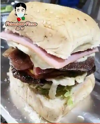 Hamburguesa Doble Carne Especial Papas Gaseosa 250 ml