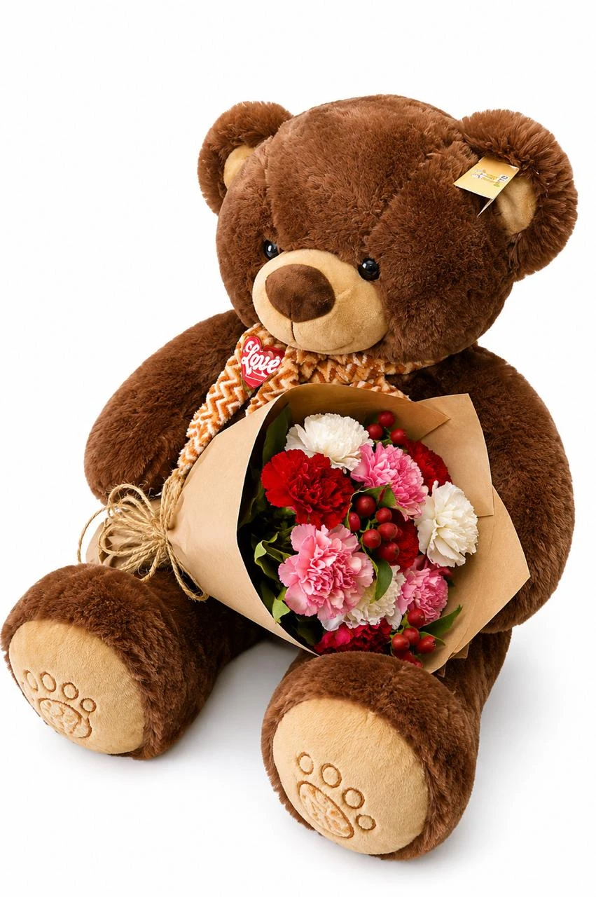 Bouquet De Claveles Surtidos X12 Con Oso De Peluche — Celebraciones. Arreglo floral de Flores Les Roses con envío a domicilio en Bogotá.