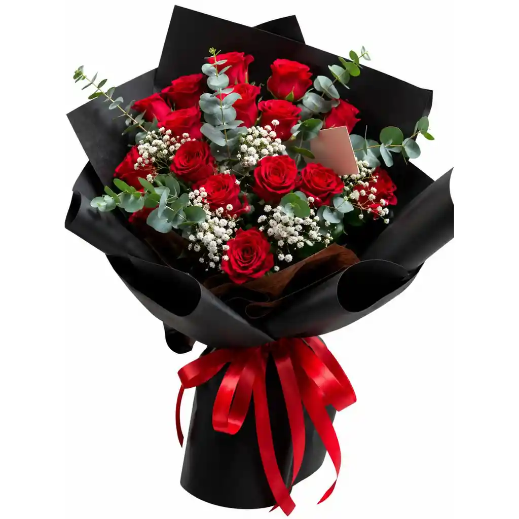 Ramo De Rosas Rojas Con Eucalipto Y Gypsophila En Papel Negro