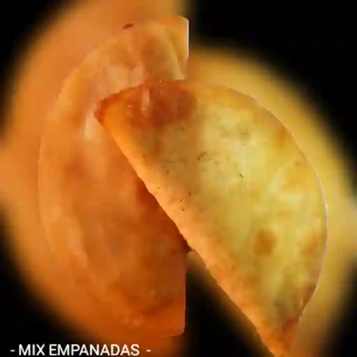 Empanada de Jamón y Queso