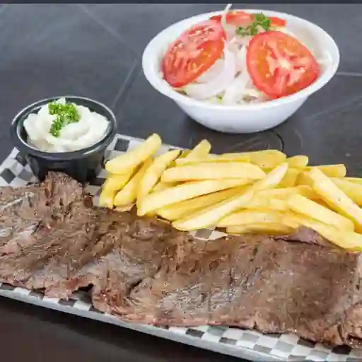 Lomo fino asado con papa francesa