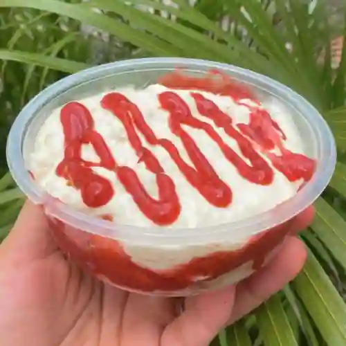 Fresas con Crema 8 Oz