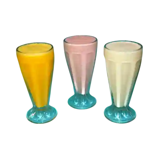 Jugos Naturales en Leche