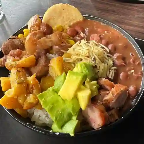 Cazuela de Frijoles