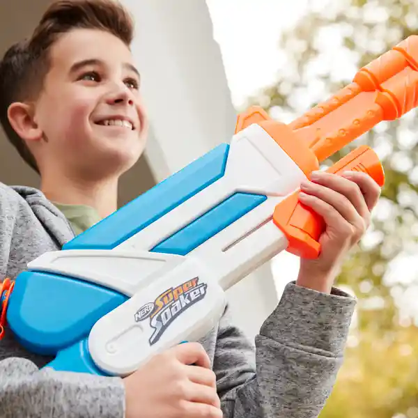 Nerf Lanzador de Agua Super Soaker Twister