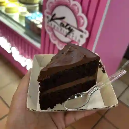 Porción torta bruce bruce