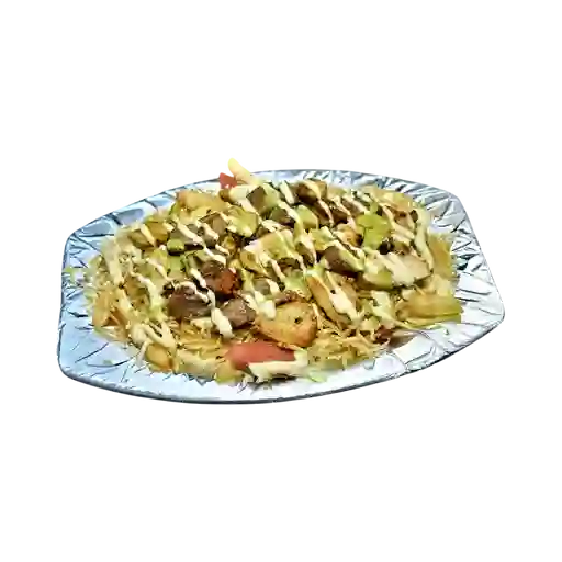 Salchipapa Carne y Pollo