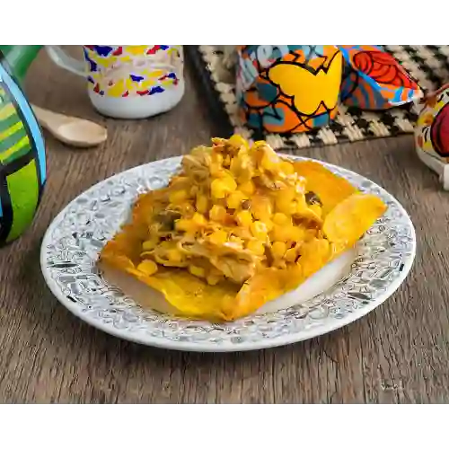 Patacón con Pollo y Maíz Desayuno