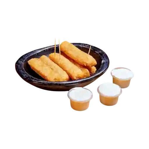 Yuca frita con suero
