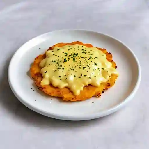 Patacón con Queso Gratinado