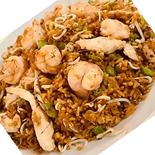 Arroz pollo y camarón