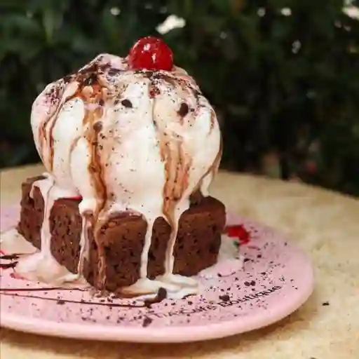 Brownie con Helado