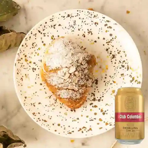 Combo Croissant de Almendras + Club Col. Dorada Lata 330ml