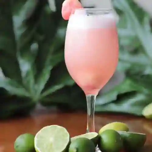 Soda de Lyches y Rosas