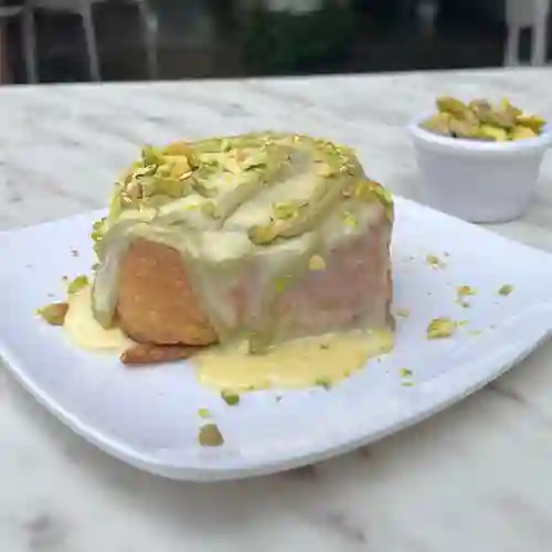 Pistacho Roll