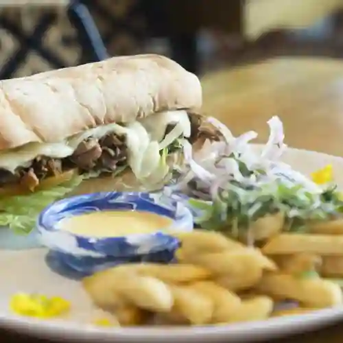 Sándwich de Ropa Vieja