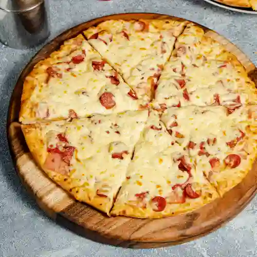 Pizza Carnes Tradicional