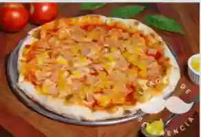 Pizza Hawaiana Familiar + Bebida