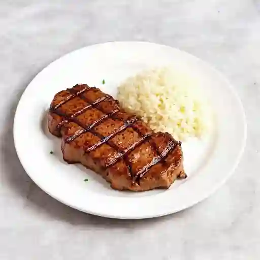 Carne bistec con arroz