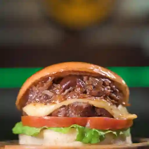 2 Hamburguesas Smoke Pork + 2 Porciones de papas