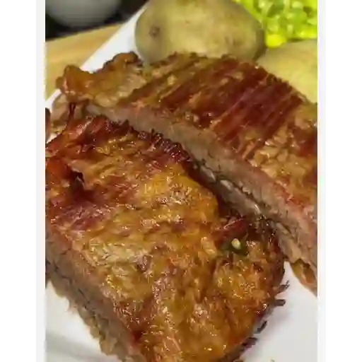 Sobre barriga dorada