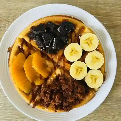 Waffle banano durazno oreo brownie