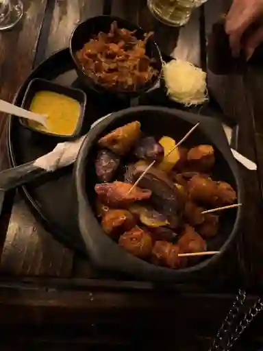 A la Colombiana